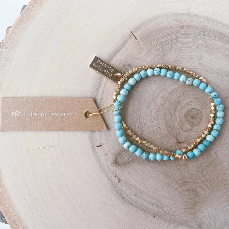 Double Wrap Turquoise Howlite/Gold Bracelet