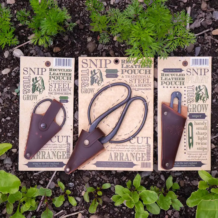 Gardening Scissors  in Pouch