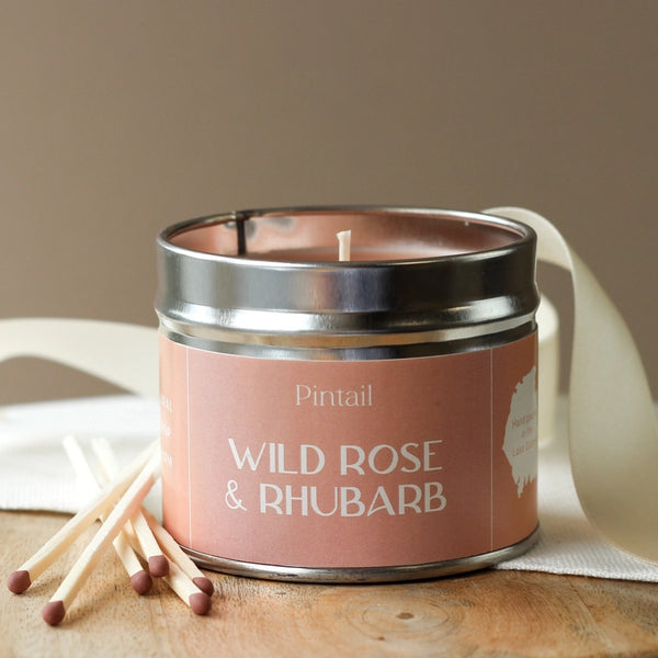 WILD ROSE & RHUBARB CLASSIC CANDLE
