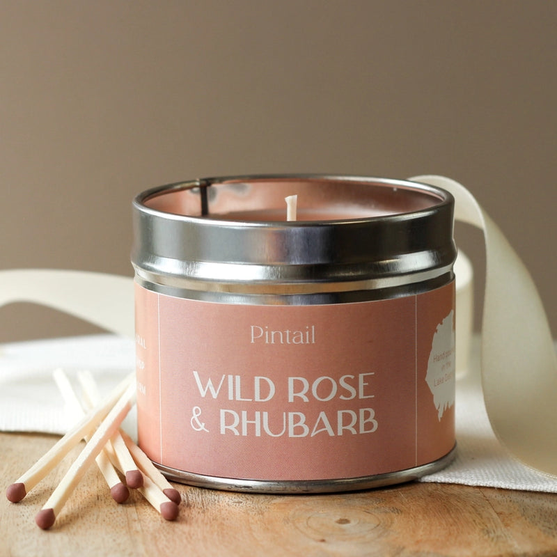 WILD ROSE & RHUBARB CLASSIC CANDLE