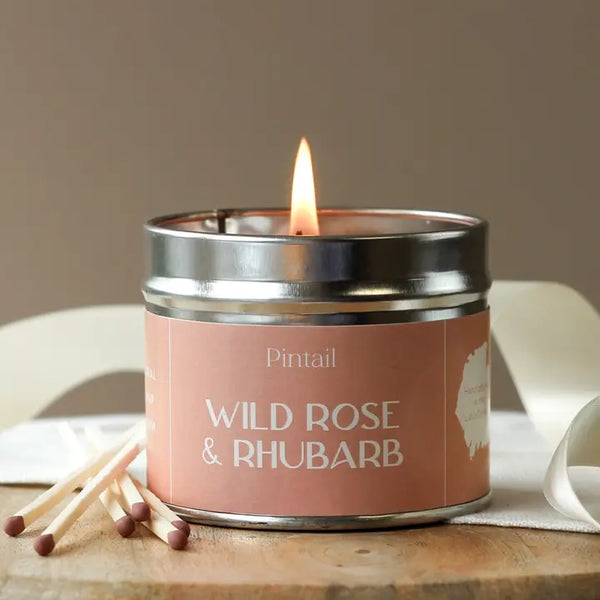 WILD ROSE & RHUBARB CLASSIC CANDLE